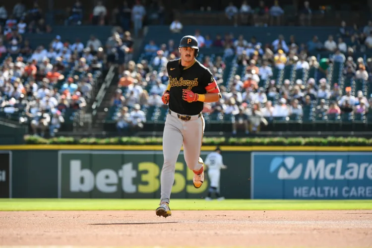 Griffin's Homer Helps Pirates Finish With Winning Record, Beating Detroit 4-2